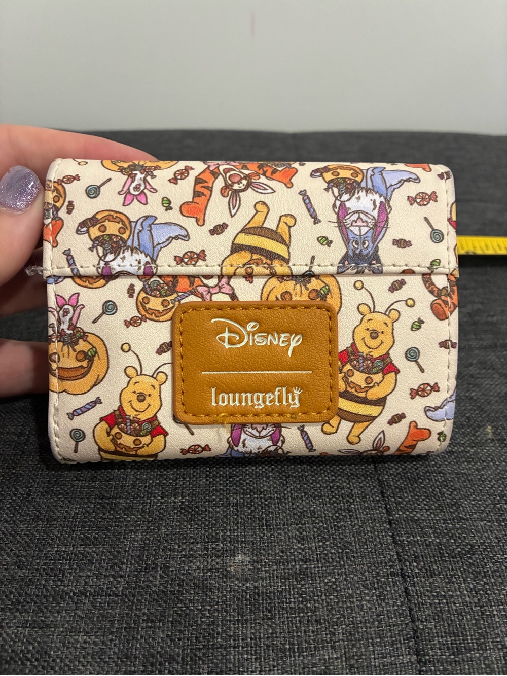 Loungefly Cream Winnie the Pooh & Friends Card Wallet - Picture 3 of 5